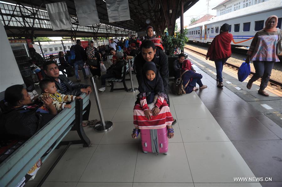 INDONESIA-JAKARTA-EID AL-FITR-PREPARATION