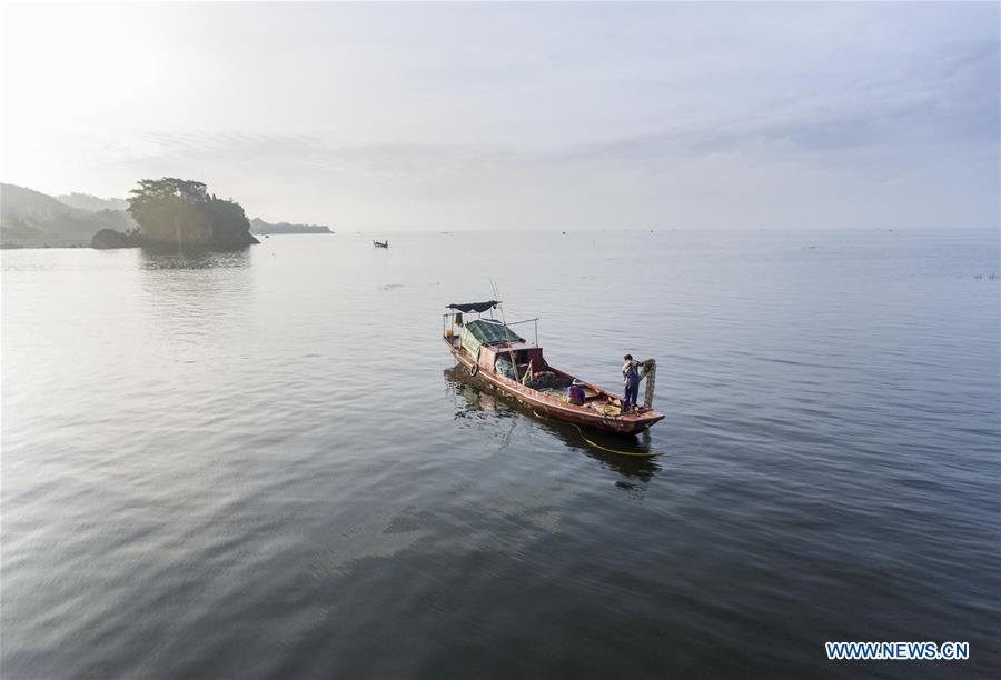 #CHINA-JIANGXI-POYANG LAKE-FISHING (CN)