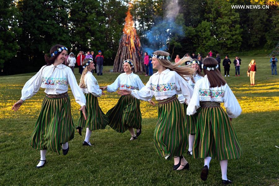 ESTONIA-SINIMAE-MIDSUMMER DAY