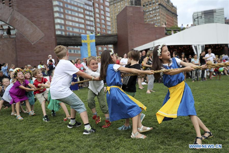 U.S.-NEW YORK-SWEDISH MIDSUMMER FESTIVAL 