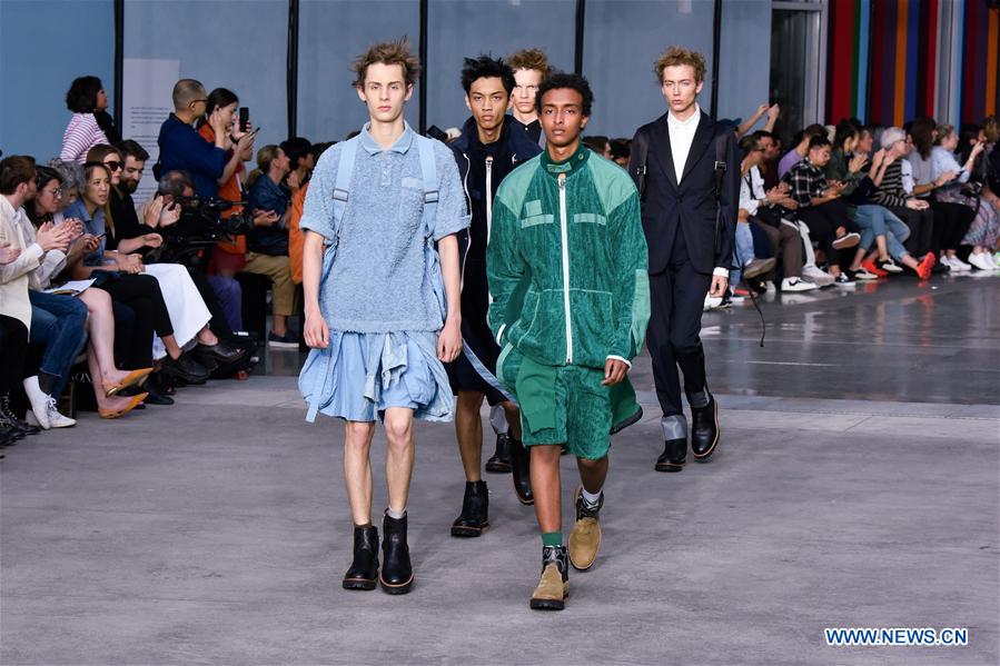 FRANCE-PARIS-MEN'S FASHION WEEK-SACAI