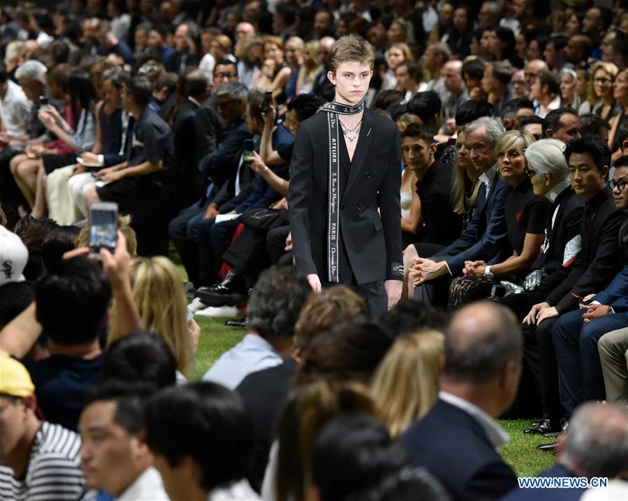 FRANCE-PARIS-MEN'S FASHION WEEK-DIOR HOMME