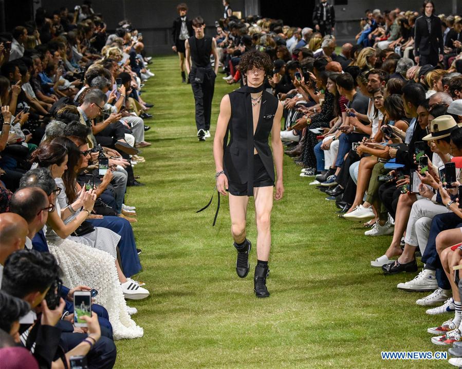 FRANCE-PARIS-MEN'S FASHION WEEK-DIOR HOMME