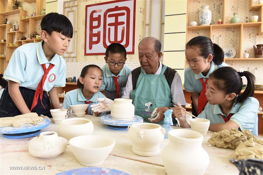 #CHINA-HOHHOT-CLASS-PORCELAIN MAKING (CN)