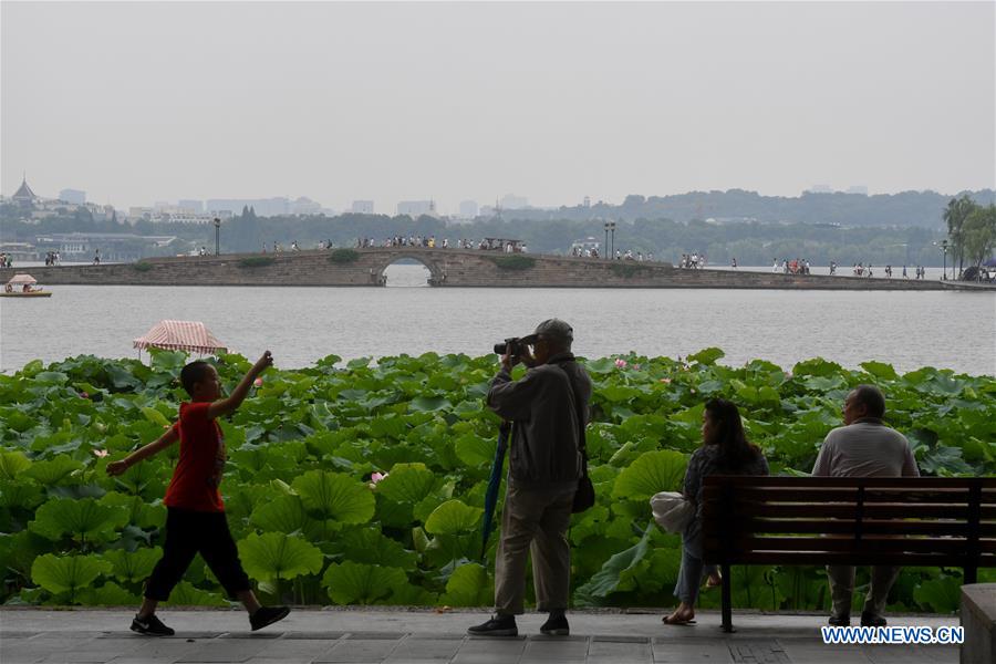 CHINA-ZHEJIANG-HANGZHOU-LOTUS SEASON (CN)