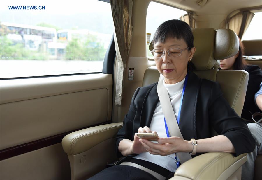 CHINA-SHENZHEN-HONG KONG-DOCTOR (CN)