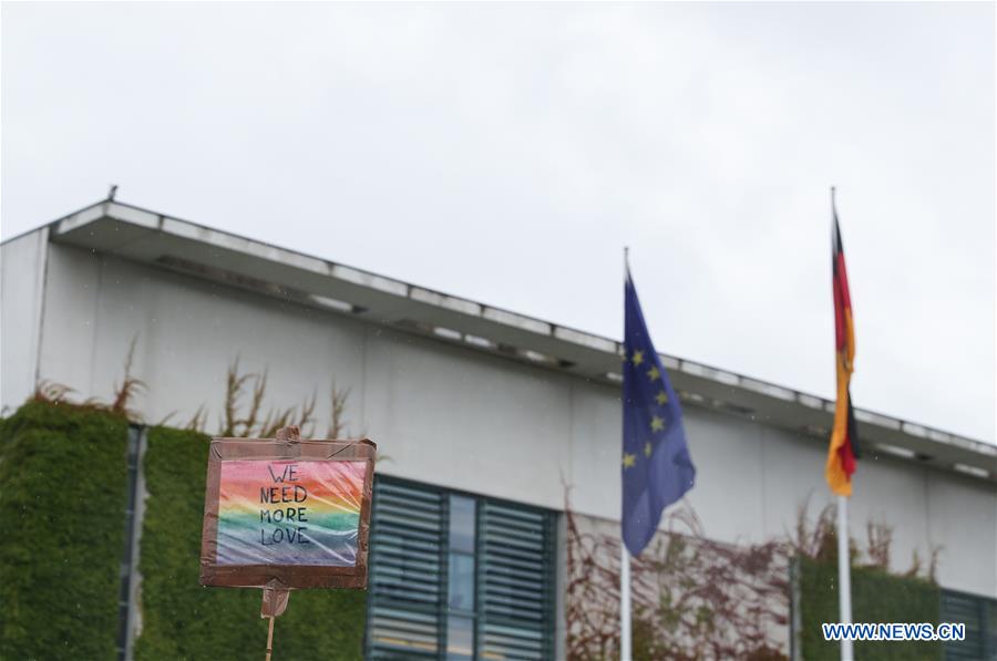 GERMANY-BERLIN-SAME-SEX-MARRIAGE-BILL