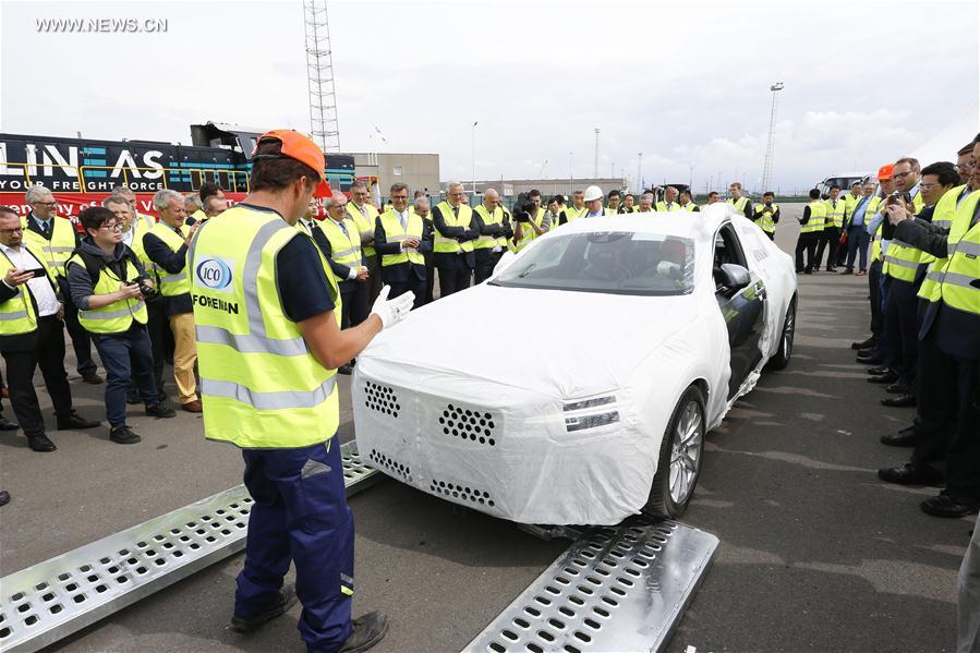 BELGIUM-ZEEBRUGGE-CHINA-EUROPE-RAILWAY-CAR-VOLVO
