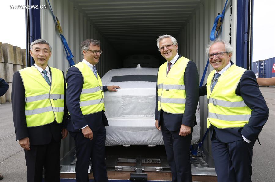 BELGIUM-ZEEBRUGGE-CHINA-EUROPE-RAILWAY-CAR-VOLVO