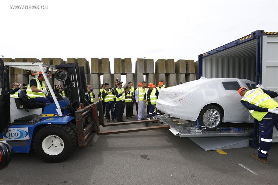 BELGIUM-ZEEBRUGGE-CHINA-EUROPE-RAILWAY-CAR-VOLVO