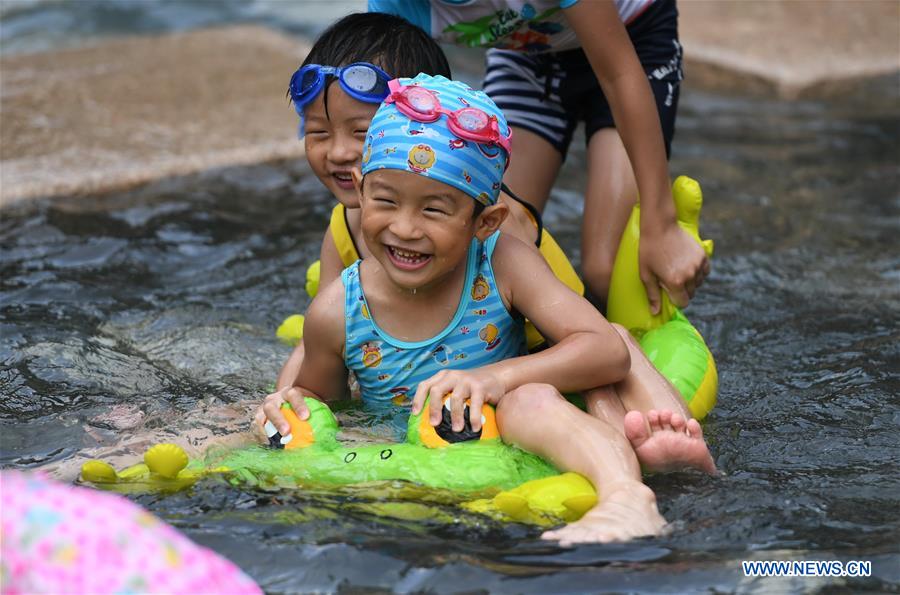 CHINA-TAIPEI-SUMMER-WATER FESTIVAL (CN)