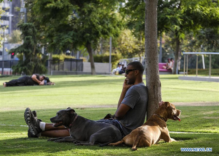 U.S.-LOS ANGELES-HEAT