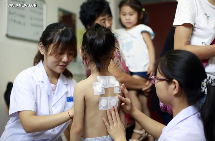 CHINA-DOG DAYS-CHINESE MEDICINE THERAPY (CN)