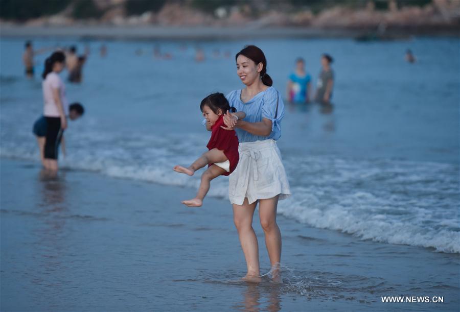CHINA-FUJIAN-SUMMER LEISURE-SEASIDE (CN)