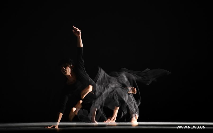 CHINA-TAIPEI-CLOUD GATE 2-PERFORMANCE (CN)