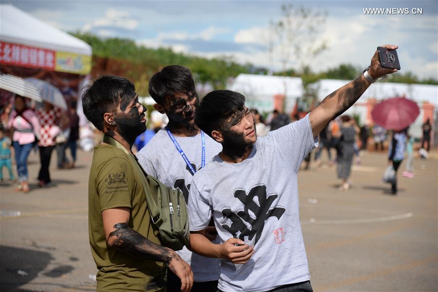 CHINA-YUNNAN-YI ETHNIC GROUP-FESTIVAL (CN)