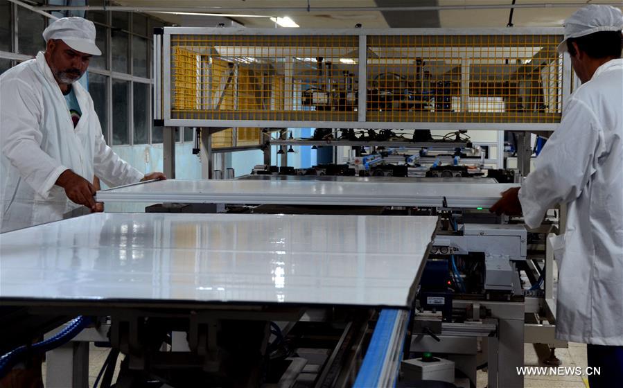 CUBA-PINAR DEL RIO-CHINA-SOLAR PANEL-FEATURE