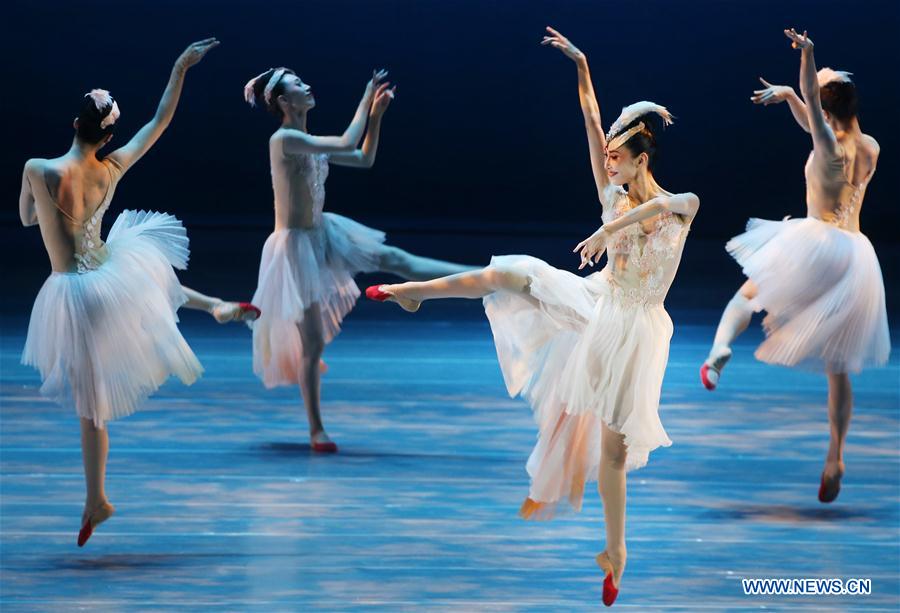 CHINA-URUMQI-FOLK DANCE-FESTIVAL (CN)