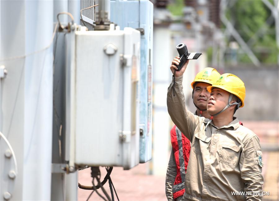 CHINA-FUZHOU-WORKERS-HEAT(CN)