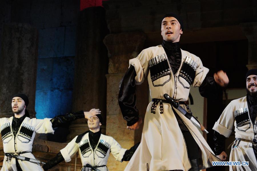 JORDAN-JERASH-FESTIVAL-CIRCASSIAN-DANCE