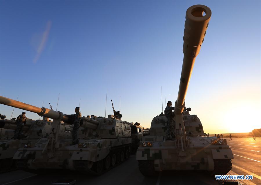 (PLA 90)CHINA-INNER MONGOLIA-MILITARY PARADE (CN)