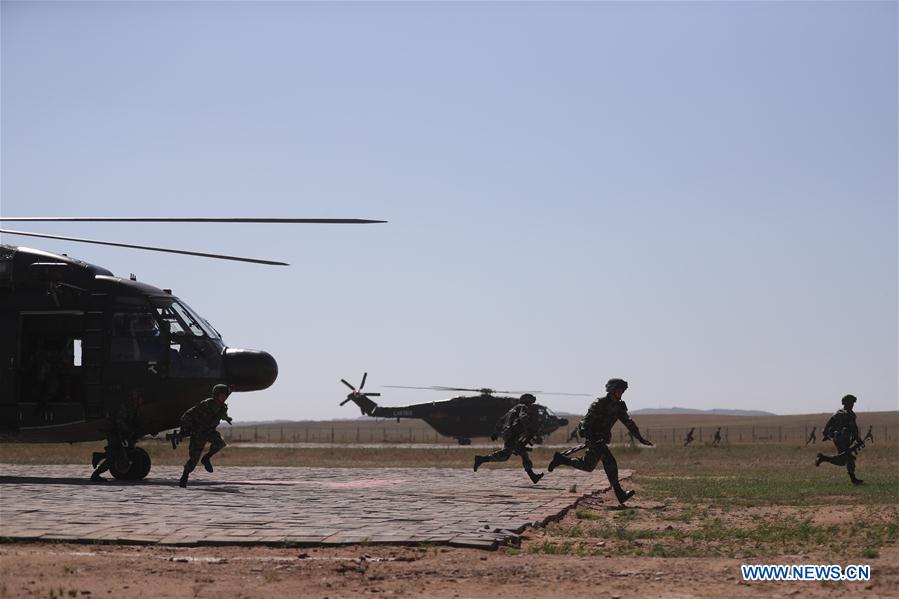 (PLA 90)CHINA-INNER MONGOLIA-ZHURIHE-MILITARY PARADE (CN)