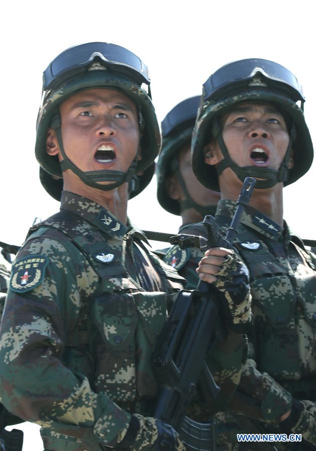 (PLA 90)CHINA-INNER MONGOLIA-ZHURIHE-MILITARY PARADE (CN)