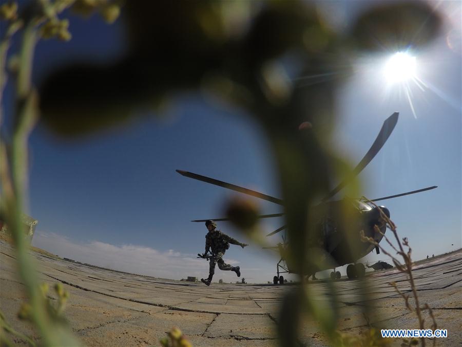 (PLA 90)CHINA-INNER MONGOLIA-ZHURIHE-MILITARY PARADE (CN)