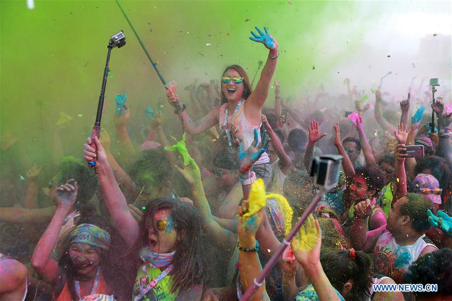 PHILIPPINES-TAGUIG CITY-2017 COLOR MANILA CHALLENGE FUN RUN