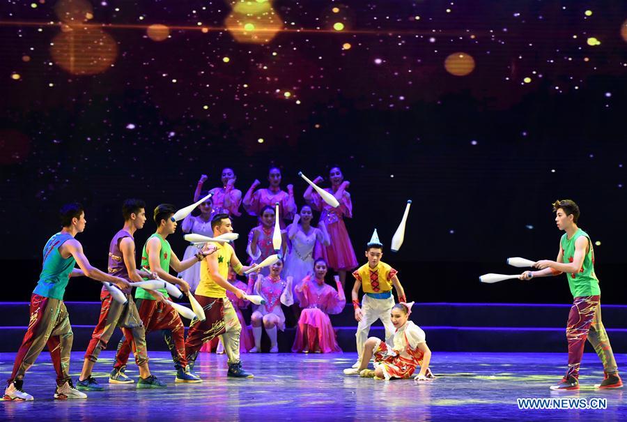 CHINA-XINJIANG-ACROBATIC SHOW(CN)