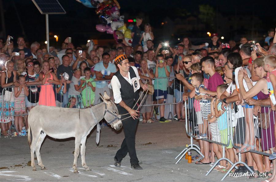CROATIA-TRIBUNJ-DONKEY RACE