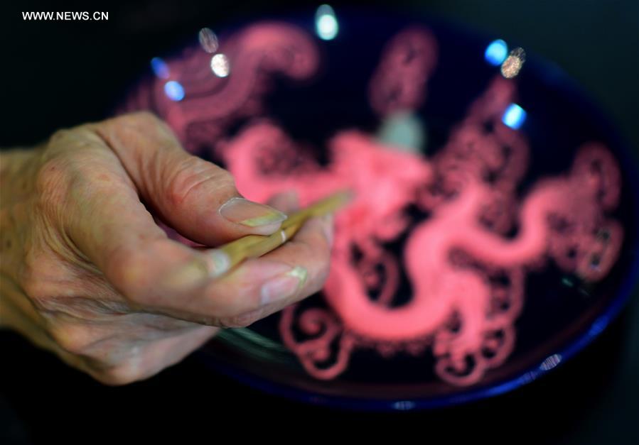 (XIAMEN SUMMIT) CHINA-FUJIAN-XIAMEN-ART-LACQUER THREAD SCULPTURE (CN)