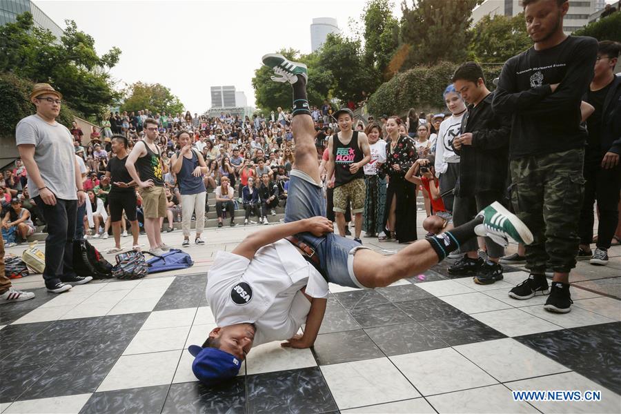 CANADA-VANCOUVER-STREET DANCE