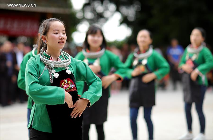 # CHINA-GUIZHOU-DANCE(CN)
