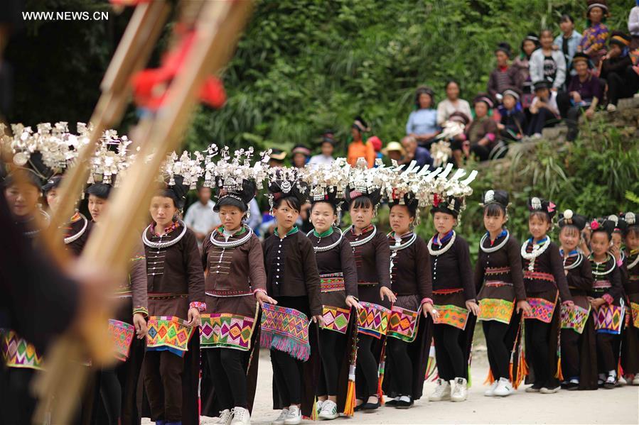 # CHINA-GUIZHOU-DANCE(CN)