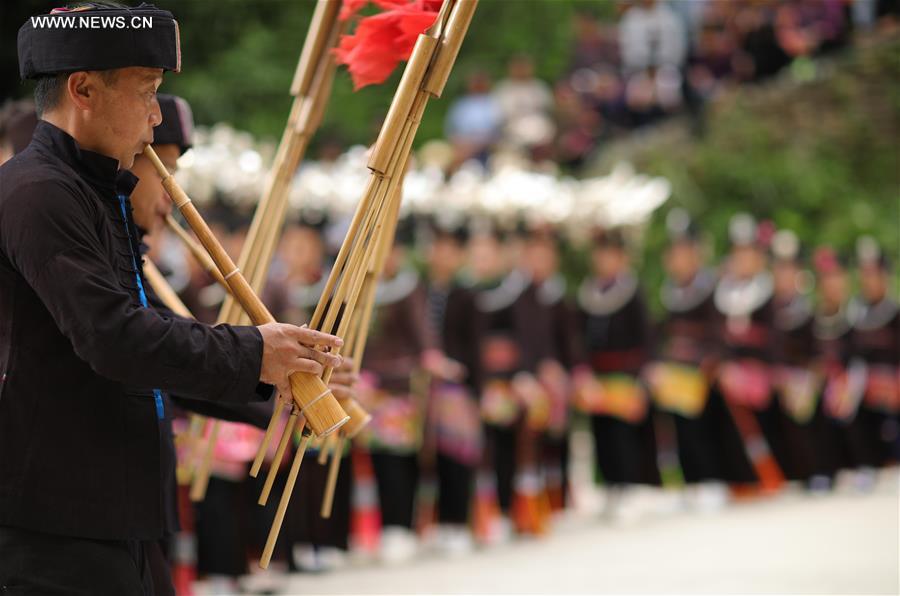 # CHINA-GUIZHOU-DANCE(CN)