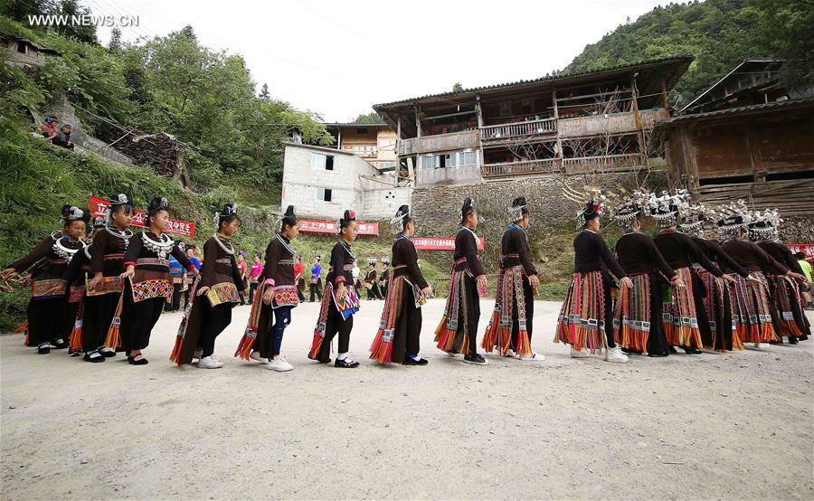 # CHINA-GUIZHOU-DANCE(CN)