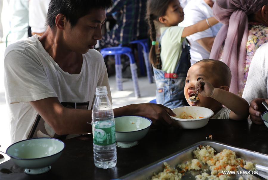 CHINA-XINJIANG-JINGHE-EARTHQUAKE-RESCUE (CN)