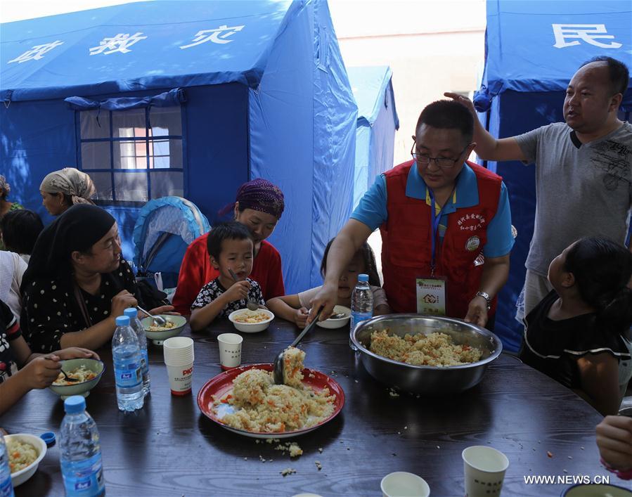 CHINA-XINJIANG-JINGHE-EARTHQUAKE-RESCUE (CN)