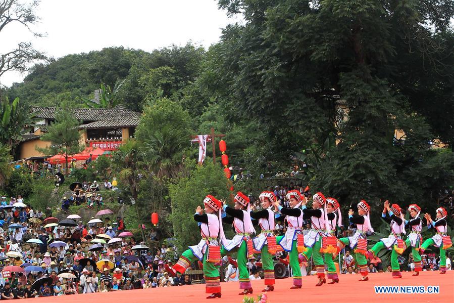 CHINA-YUNNAN-YI ETHNIC GROUP-TOURISM(CN)