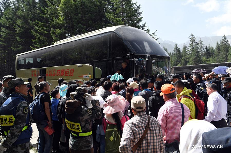 CHINA-SICHUAN-JIUZHAIGOU-EARTHQUAKE-RESCUE (CN)