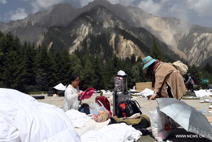 CHINA-SICHUAN-JIUZHAIGOU-EARTHQUAKE-RESCUE (CN)