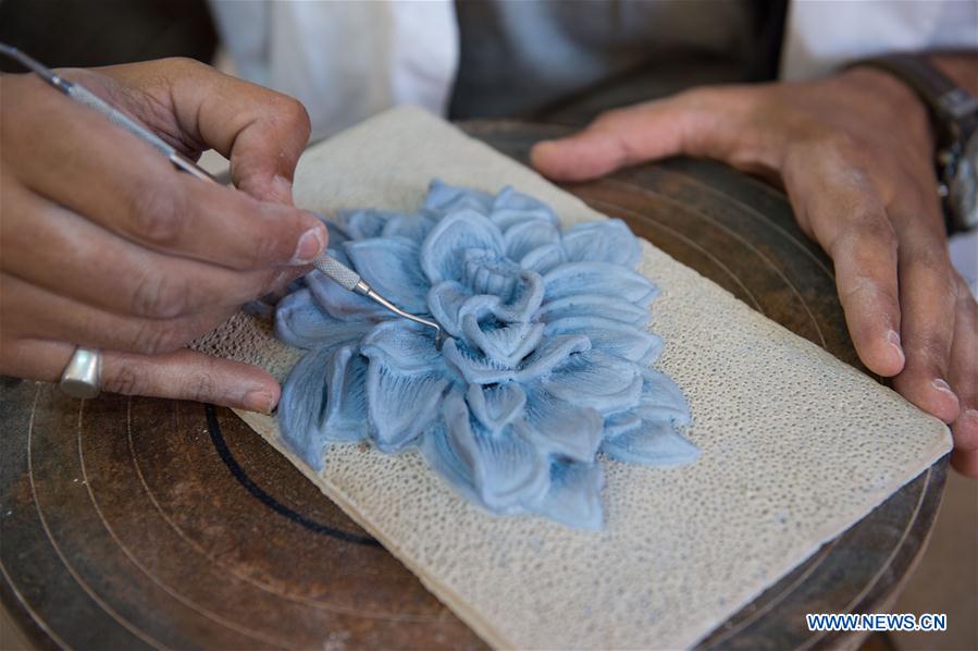 EGYPT-CAIRO-CHINA-CERAMIC CRAFTSMANSHIP-CULTURAL EXCHANGE