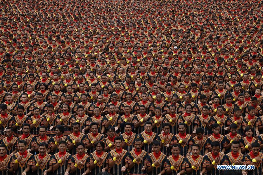 INDONESIA-ACEH-MASS DANCE