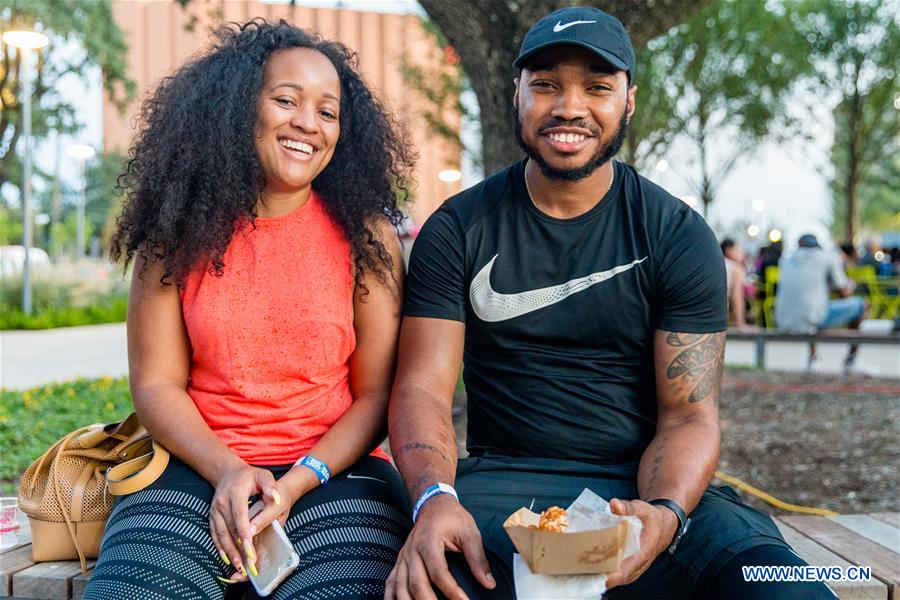 U.S.-HOUSTON-FRIED CHICKEN-FESTIVAL