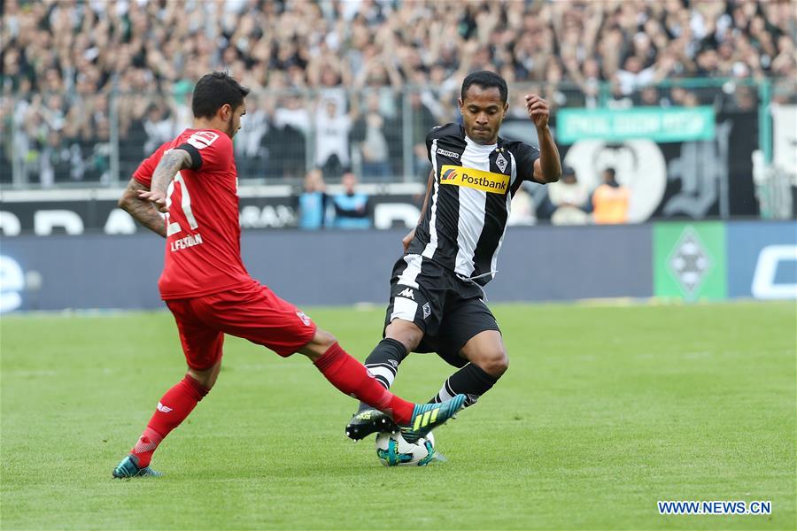 (SP)GERMANY-MOENCHENGLADBACH-SOCCER-BUNDESLIGA-BORUSSIA MOENCHENGLADBACH VS KOELN