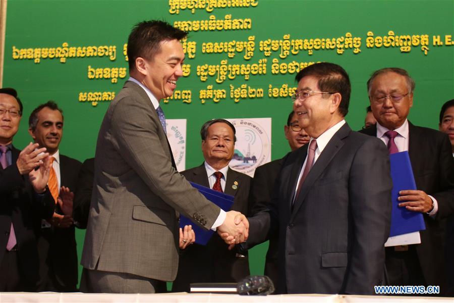 CAMBODIA-PHNOM PENH-SINGAPORE-OIL EXTRACTION