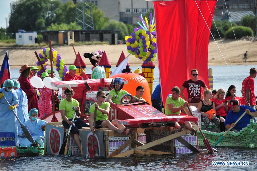 LATVIA-JELGAVA-MILK CARTON BOAT REGATTA