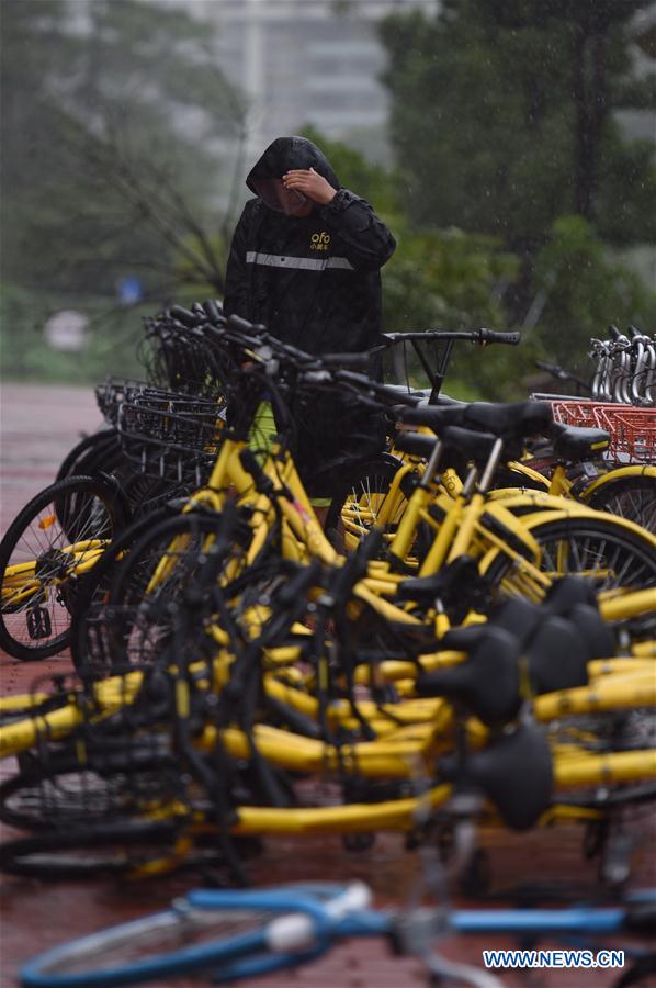 CHINA-GUANGDONG-SHENZHEN-TYPHOON PAKHAR (CN)