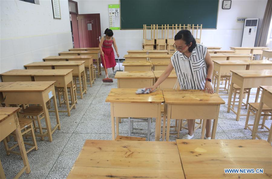 #CHINA-SCHOOLS-NEW SEMESTER (CN)